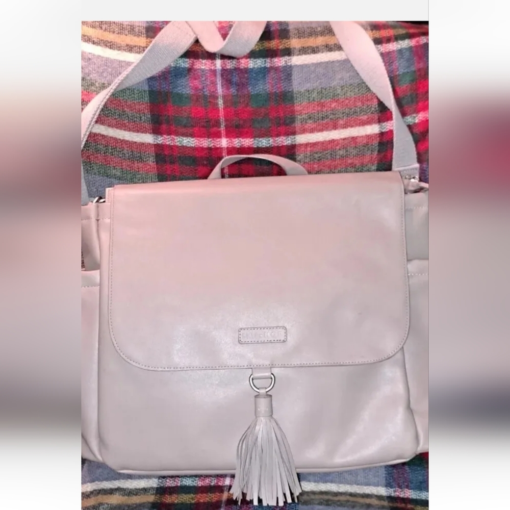 Sweet Skip And Hop Baby Diaper Bag With Changing Pad Beige/Grey Lrg Bag